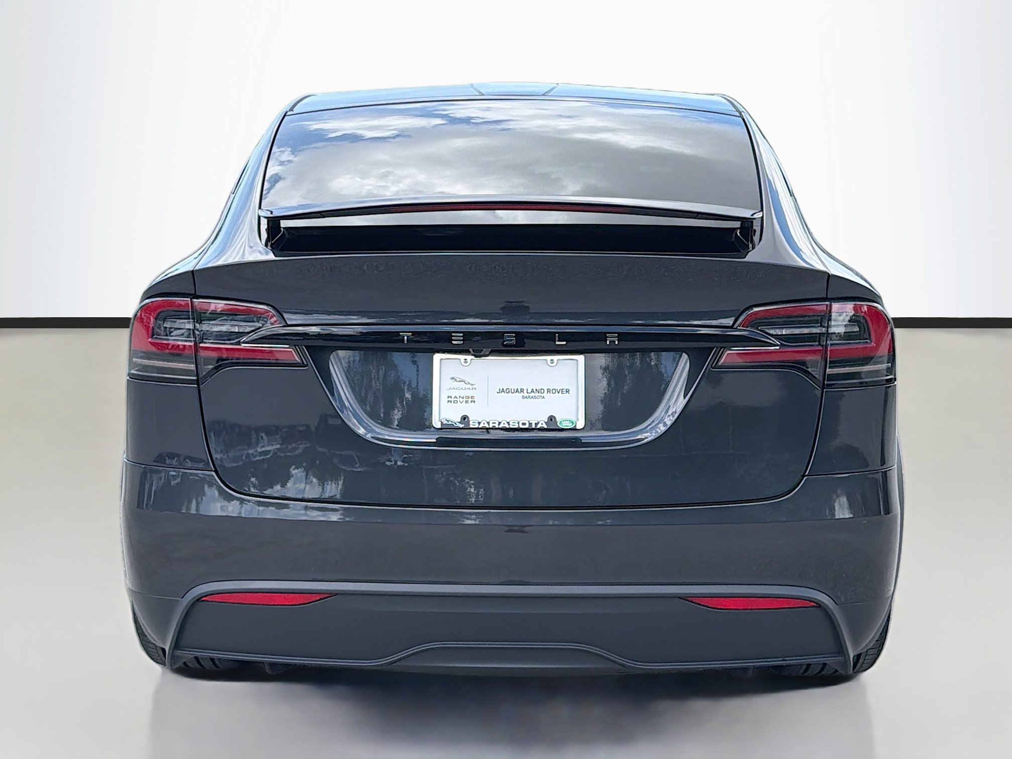 Used 2024 Tesla Model X AWD/4WD image 4