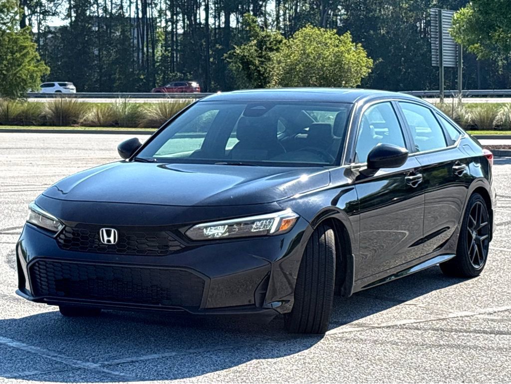 Used 2025 Honda Civic Sport image 3