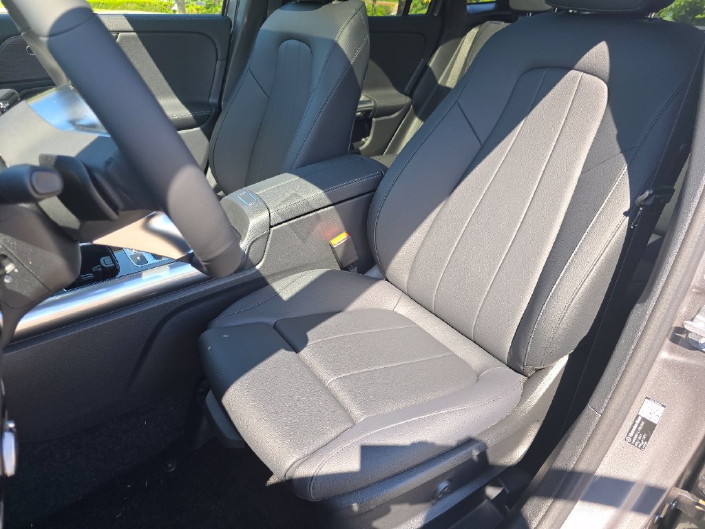New 2026 Mercedes-Benz GLA 250 4MATIC image 24
