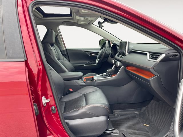 Used 2019 Toyota RAV4 Adventure w/ Cold Weather Package AWD/4WD image 15