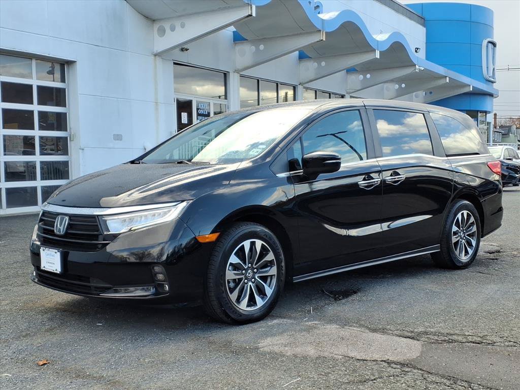 Certified 2024 Honda Odyssey EX-L image 3