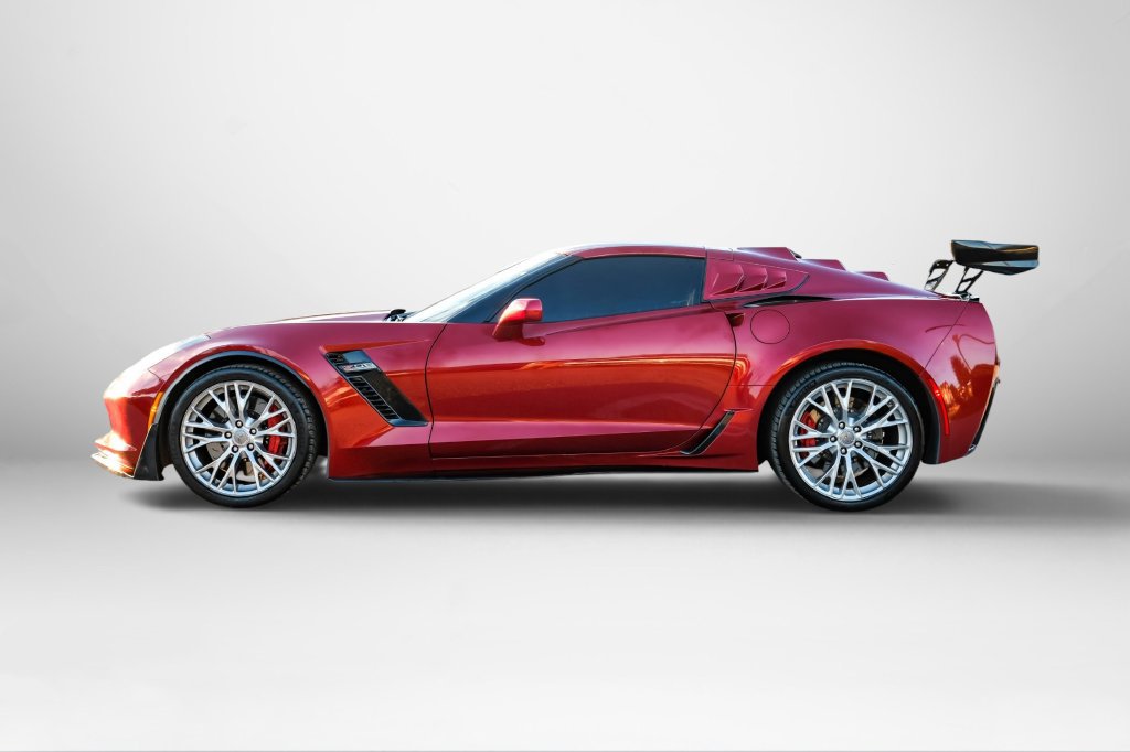Used 2015 Chevrolet Corvette Z06 w/ 2LZ Preferred Equipment Group RWD image 10