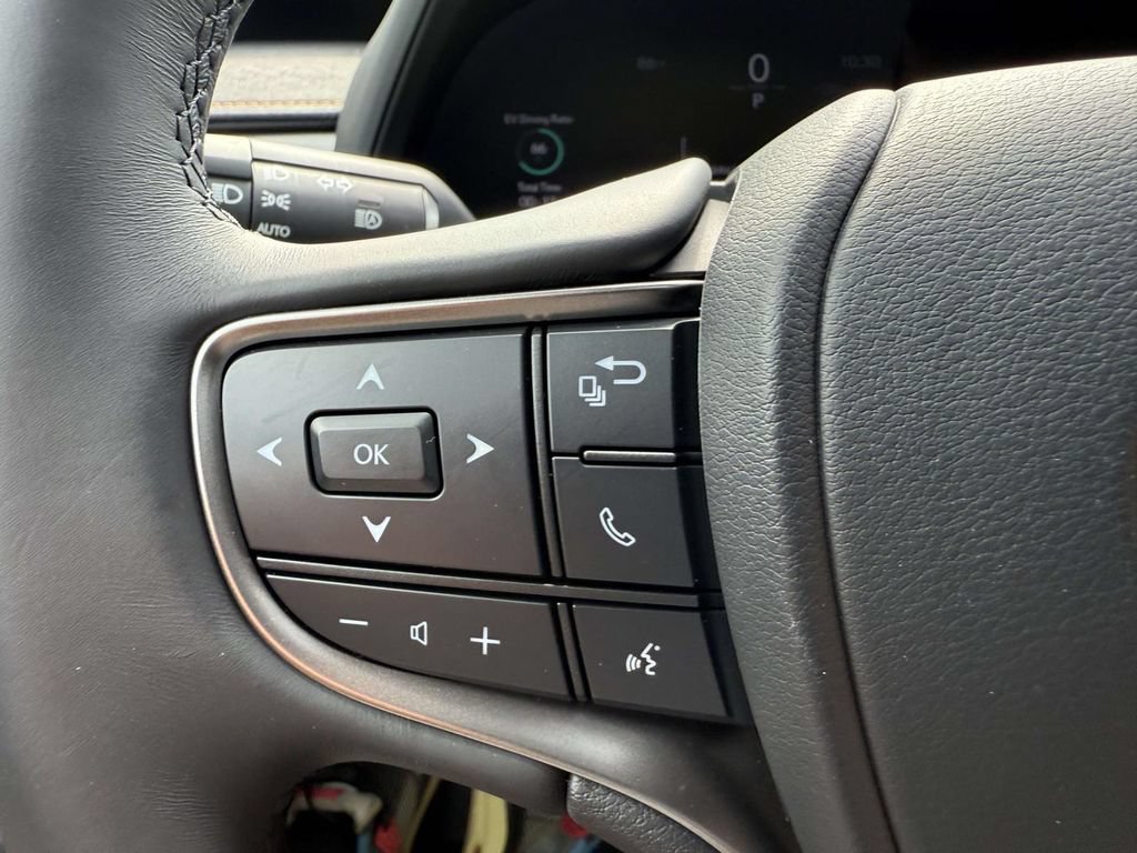Used 2025 Lexus UX 300h AWD w/ Accessory Package (Z1) image 23