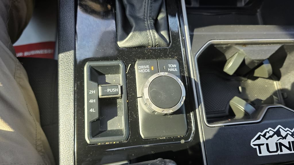Used 2025 Toyota Tundra SR5 AWD/4WD image 21