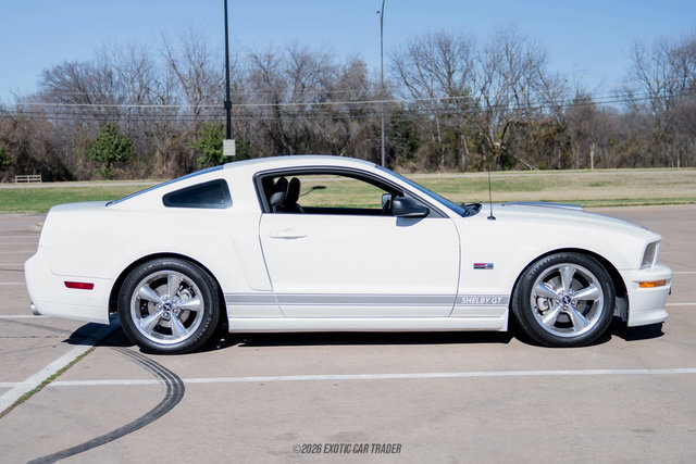 Used 2007 Ford Mustang GT RWD image 9