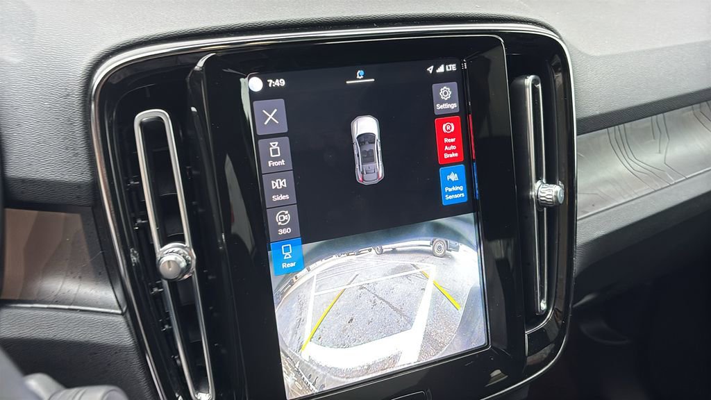 Certified 2023 Volvo C40 P8 Recharge Ultimate AWD/4WD image 18