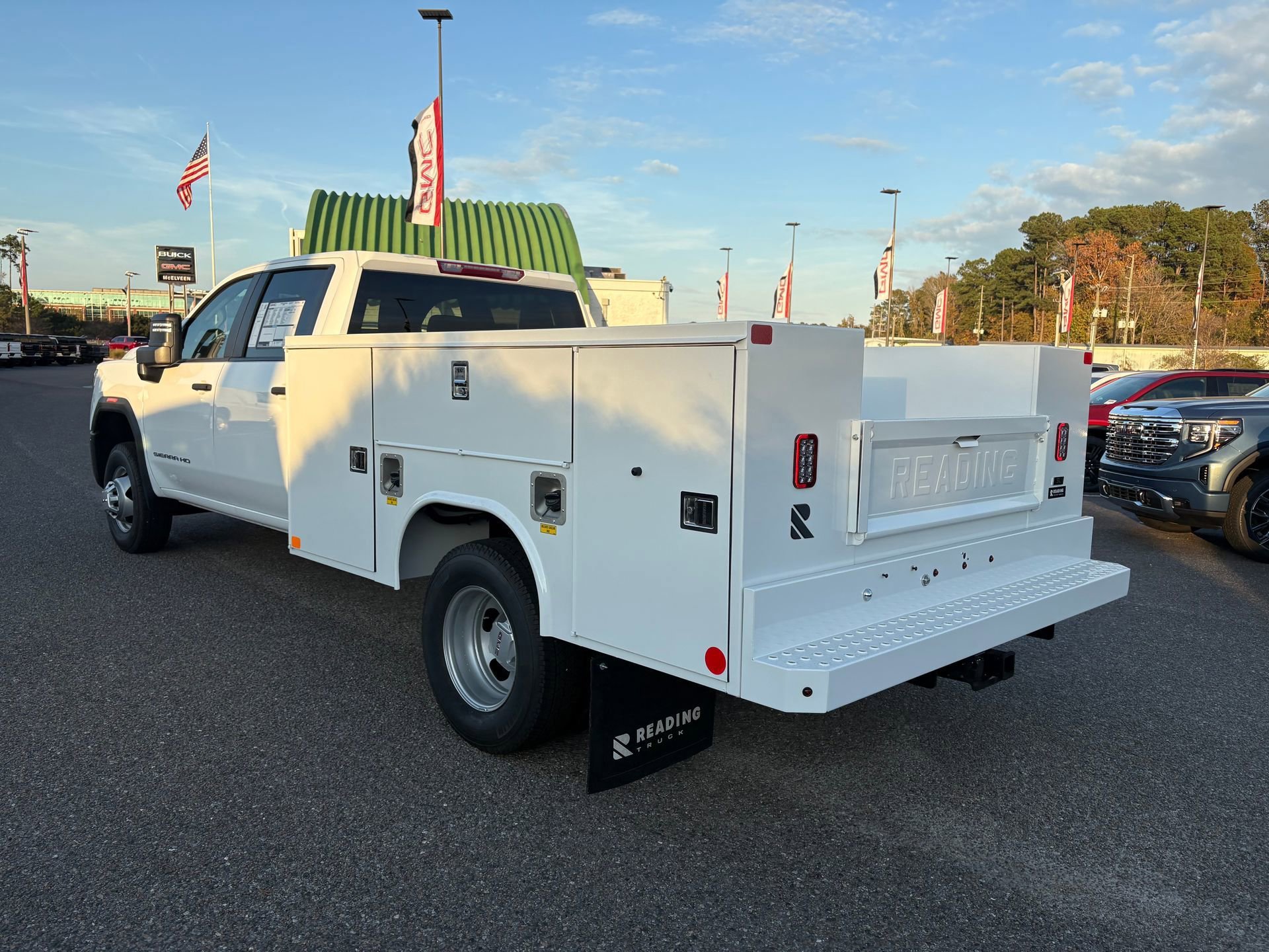 New 2025 GMC Sierra 3500 Pro w/ Convenience Package RWD image 31