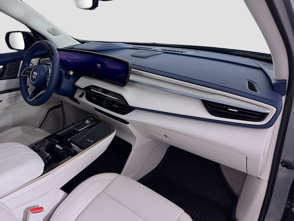 Used 2025 Buick Enclave Avenir w/ Super Cruise Package image 30