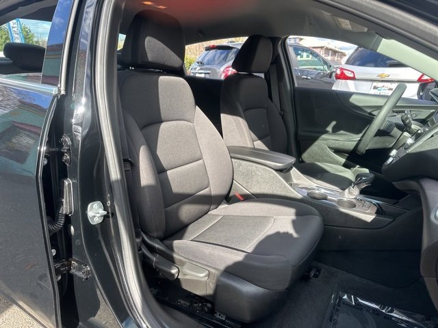 Used 2024 Chevrolet Malibu LT image 11