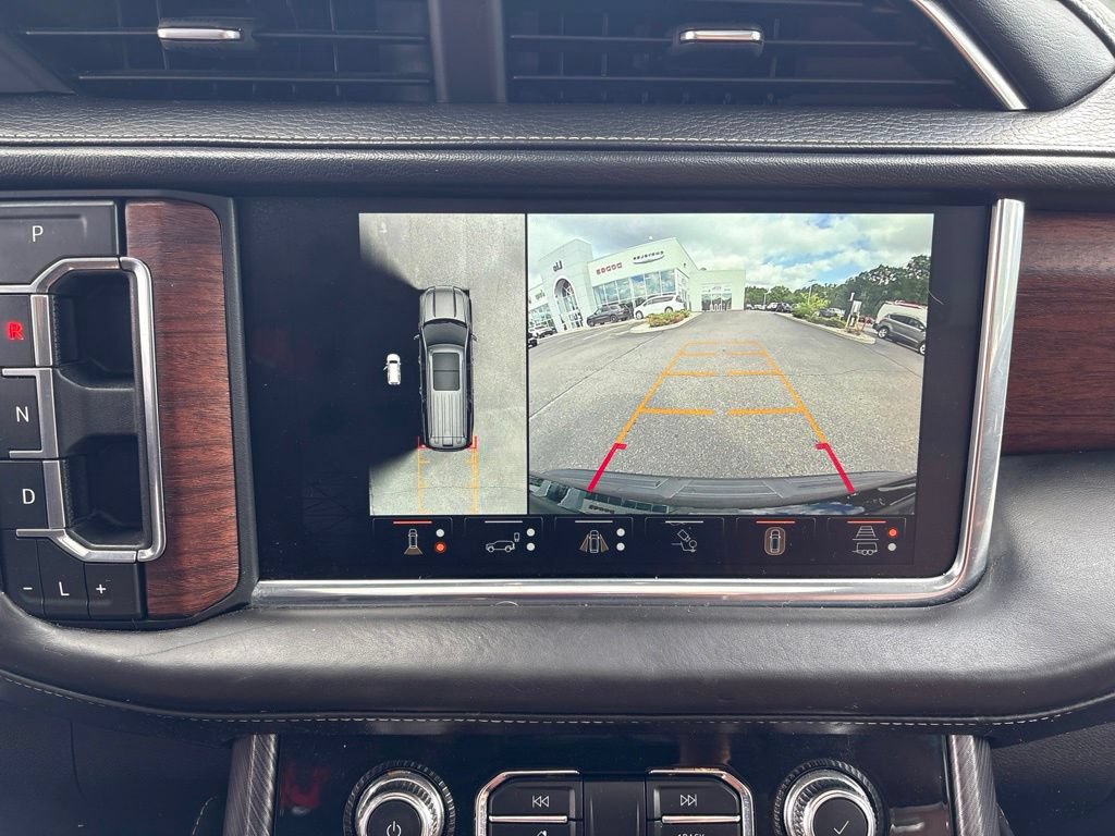 Used 2023 GMC Yukon Denali Ultimate AWD/4WD image 29
