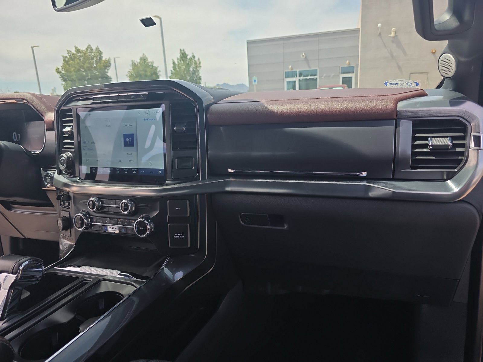 Used 2022 Ford F150 Lariat w/ Equipment Group 502A High image 20