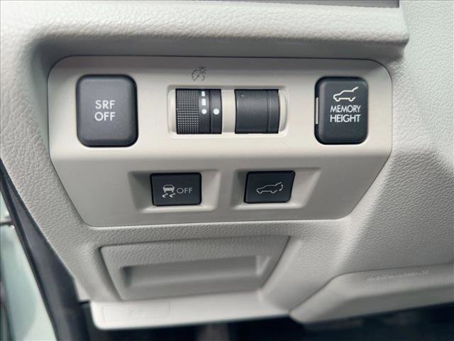 Used 2016 Subaru Forester 2.5i Touring w/ Eyesight & Navigation System image 27