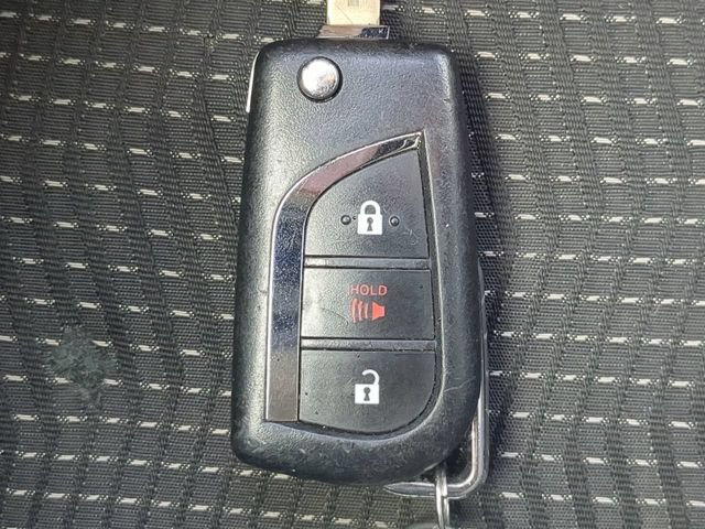 Used 2018 Toyota Corolla iM FWD image 32