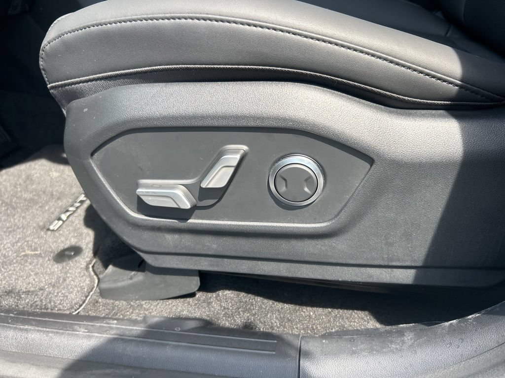 New 2026 Hyundai Santa Fe XRT AWD/4WD image 32