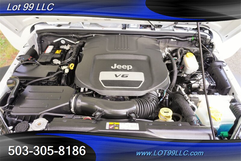 Used 2015 Jeep Wrangler Unlimited Sport w/ Quick Order Package 24S AWD/4WD image 22