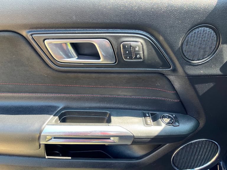 Used 2019 Ford Mustang GT Premium w/ Equipment Group 401A RWD image 6