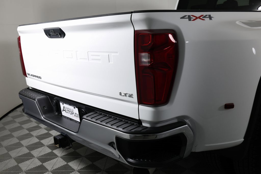Used 2025 Chevrolet Silverado 3500 LTZ image 47