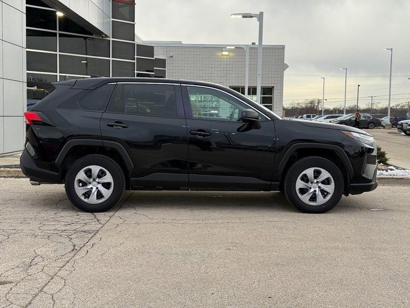 Used 2023 Toyota RAV4 LE image 2