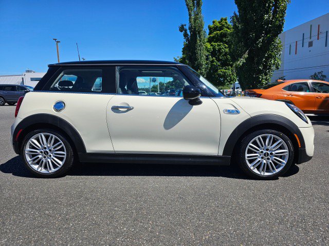 Used 2019 MINI Cooper S w/ Premium Package FWD image 2