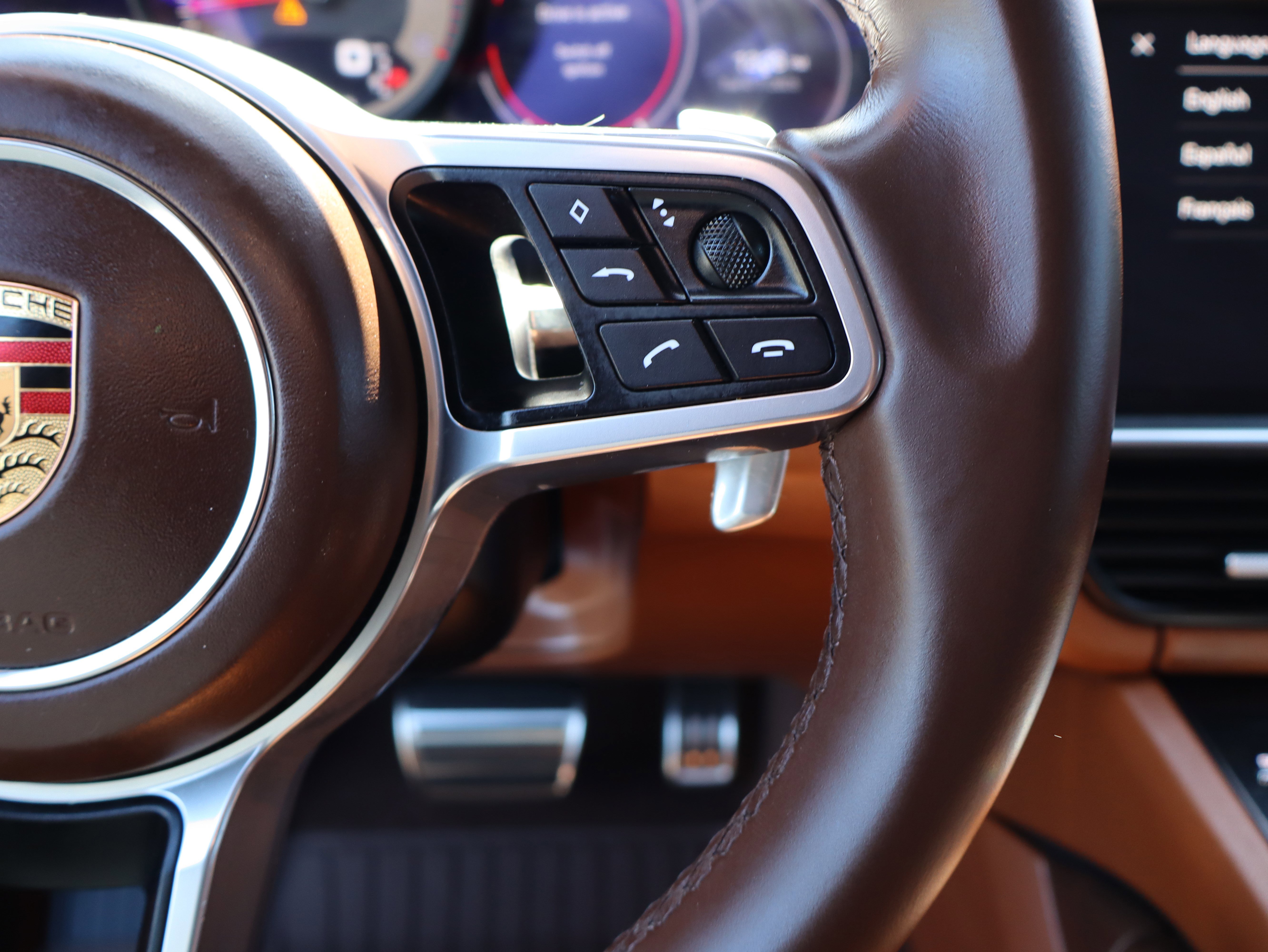 Used 2022 Porsche Cayenne image 26