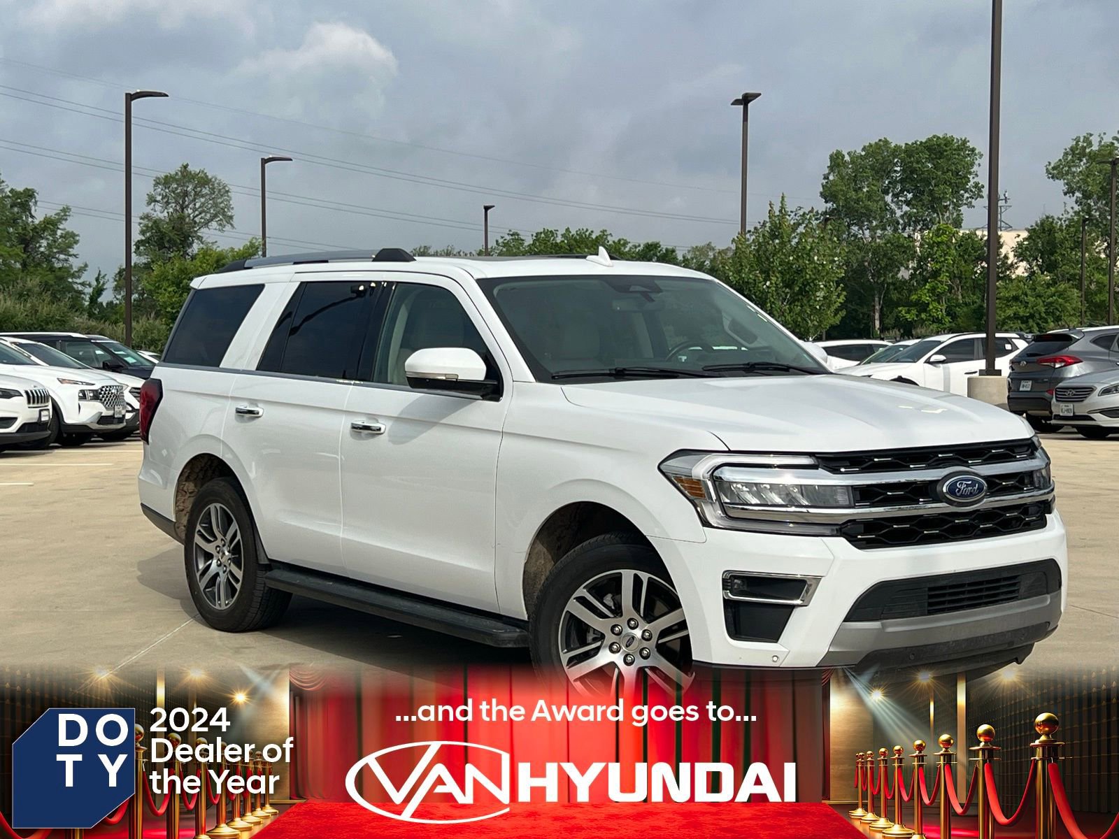 Used 2024 Ford Expedition Limited RWD image 1