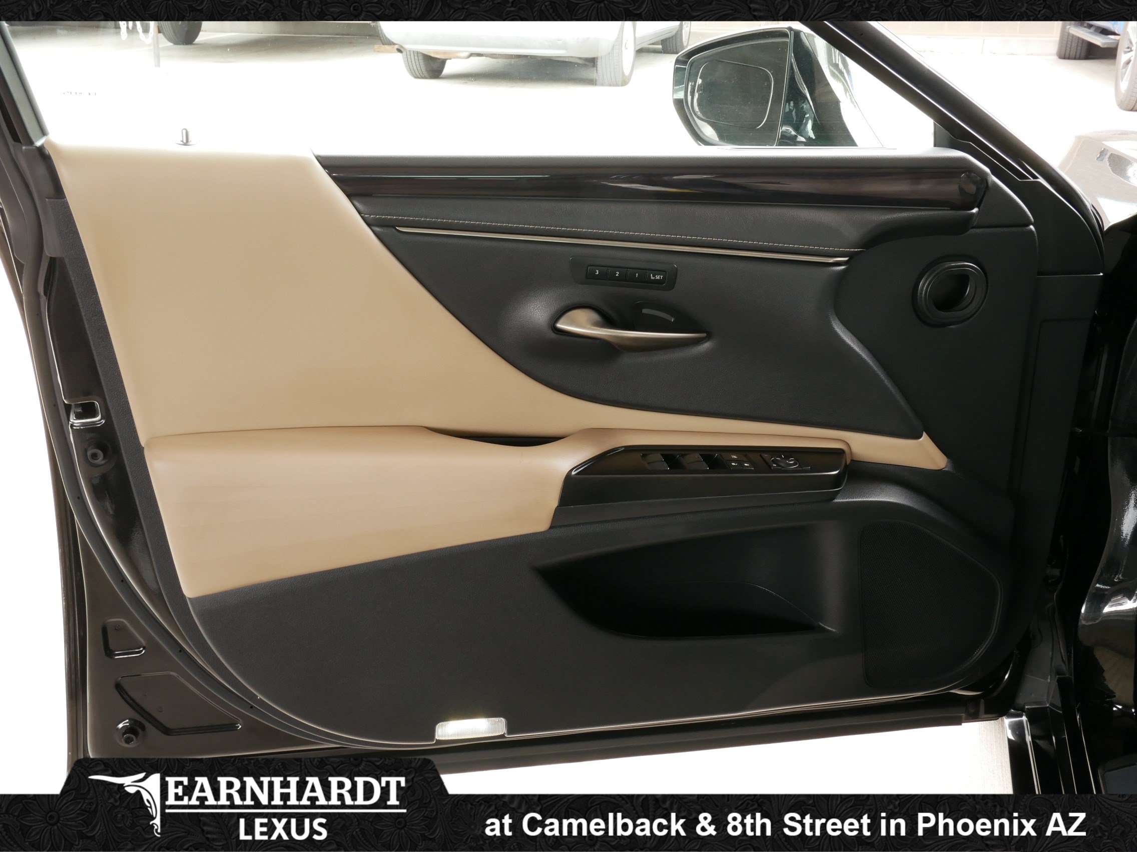 Used 2019 Lexus ES 350 w/ Accessory Package 2 FWD image 6