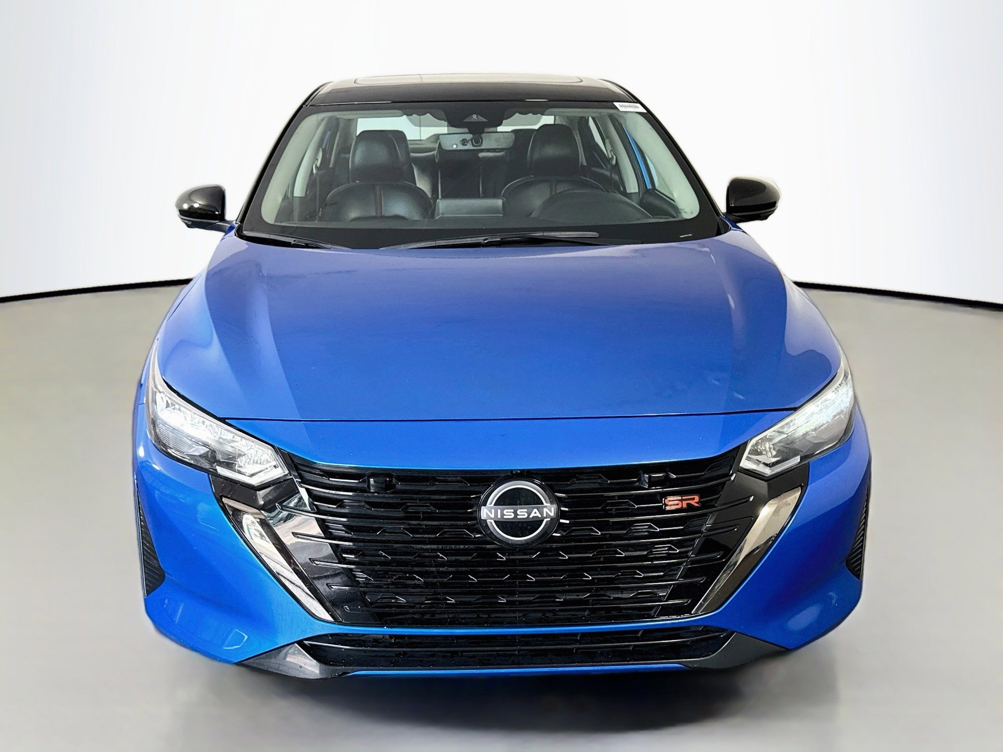 Used 2024 Nissan Sentra SR w/ SR Premium Package FWD image 2
