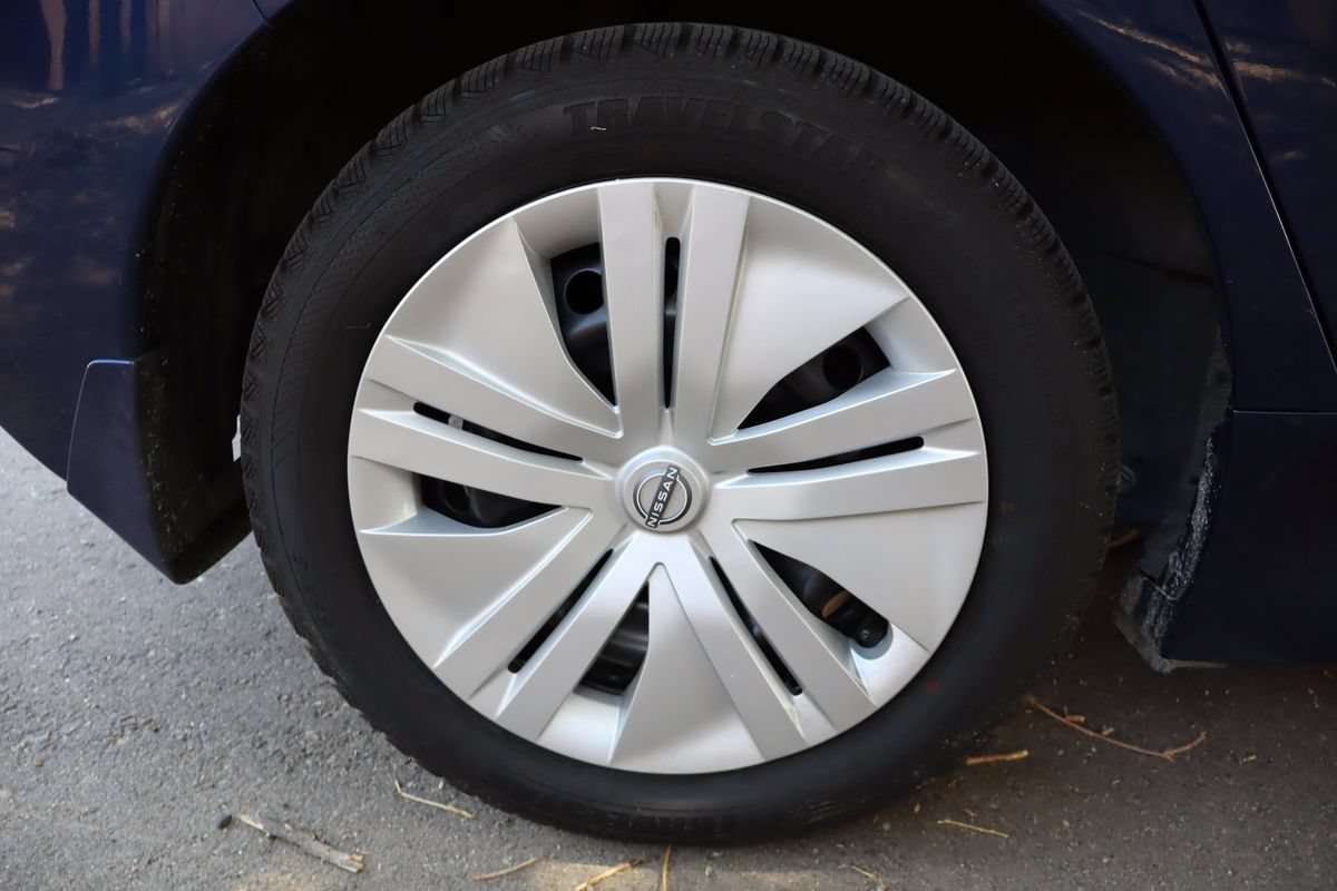 Used 2025 Nissan Leaf S FWD image 43