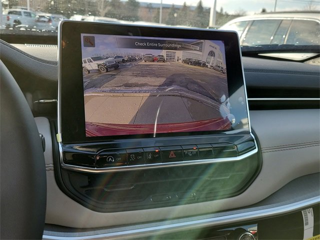 New 2026 Jeep Compass Limited image 18