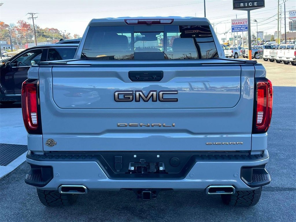 New 2025 GMC Sierra 1500 Denali image 4