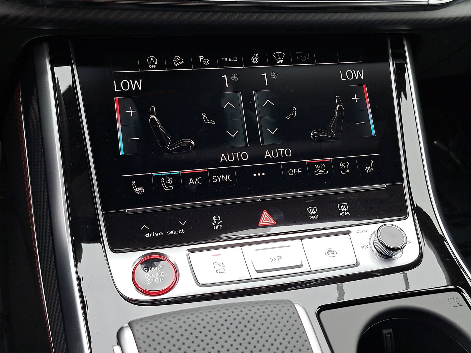 New 2026 Audi SQ7 Prestige AWD/4WD image 27