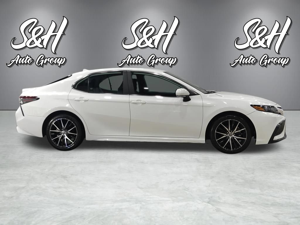 Used 2023 Toyota Camry SE FWD image 17