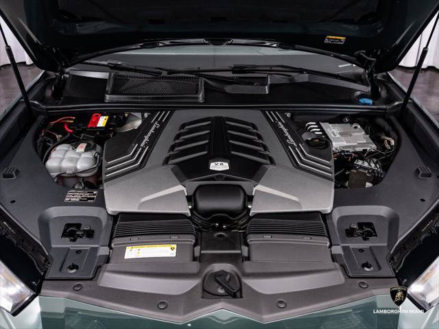Used 2021 Lamborghini Urus AWD/4WD image 4