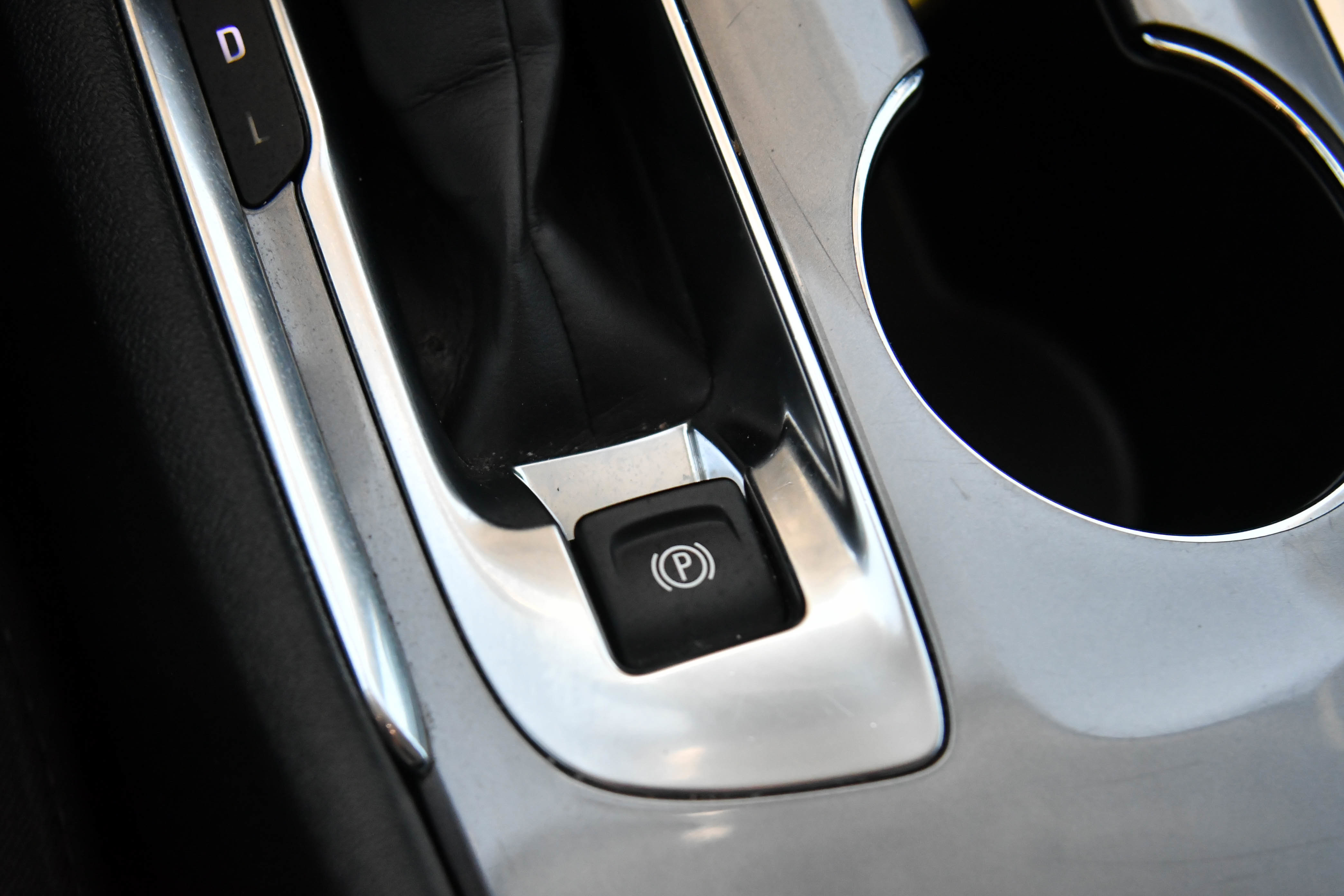 Used 2024 Chevrolet Malibu LT FWD image 25