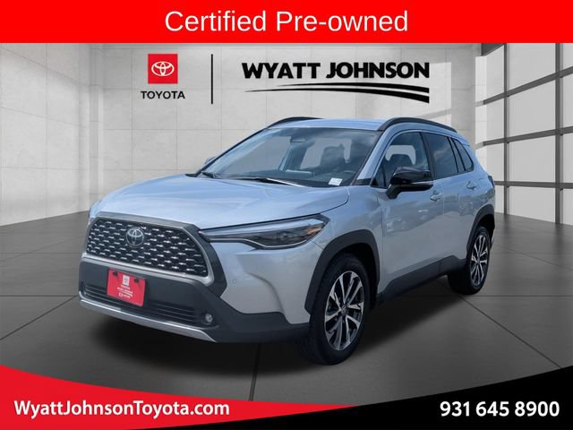 Used 2025 Toyota Corolla Cross XLE FWD image 1