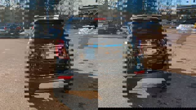 Certified 2022 Buick Encore Preferred w/ Safety Package image 7