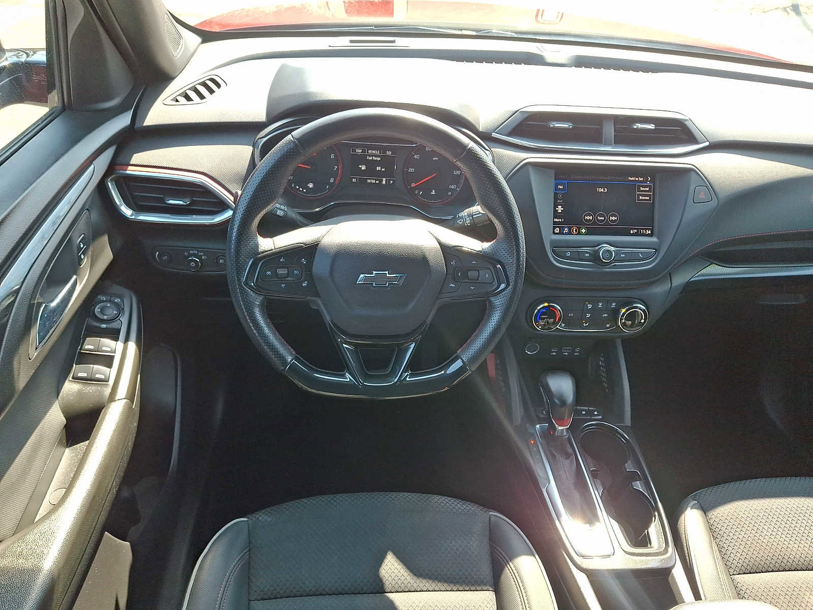 Used 2023 Chevrolet TrailBlazer RS FWD image 11
