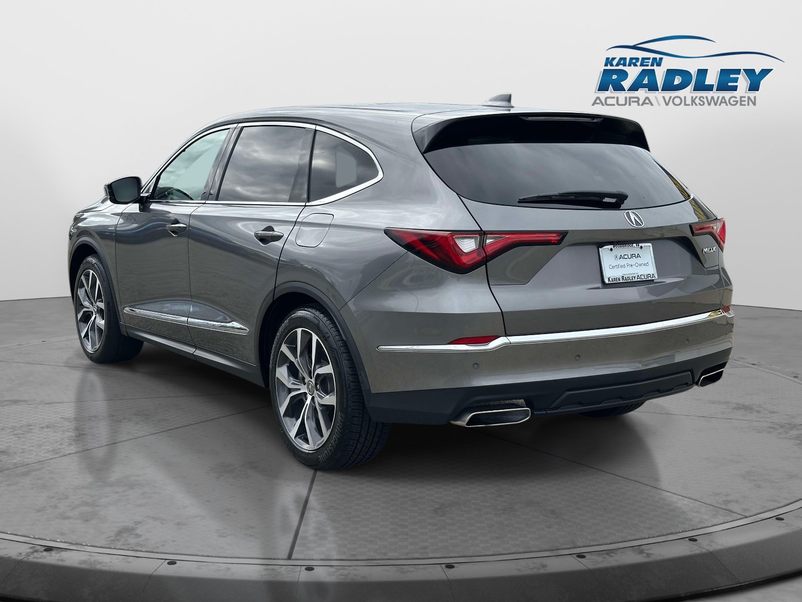 Used 2022 Acura MDX w/ Technology Package FWD image 4