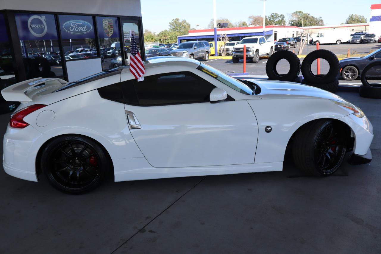 Used 2013 Nissan 370Z NISMO w/ Bose Pkg image 4