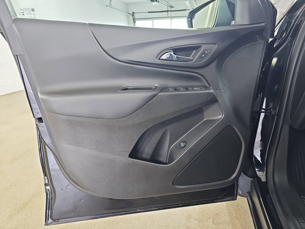 Certified 2024 Chevrolet Equinox LT AWD/4WD image 32