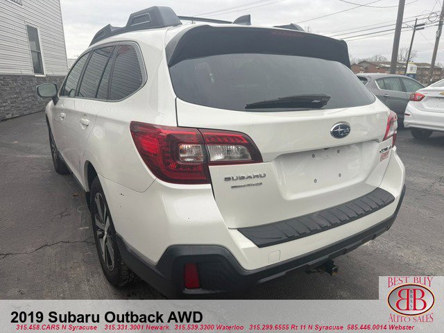 Used 2019 Subaru Outback 2.5i Limited image 4