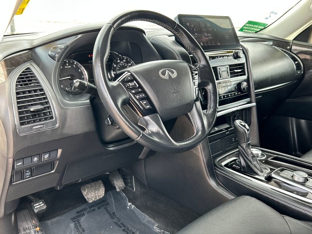 Used 2024 INFINITI QX80 Luxe image 8