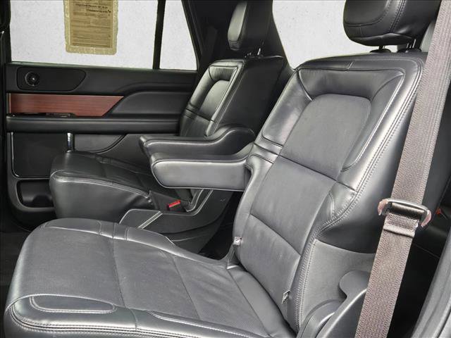 Used 2023 Lincoln Navigator Reserve image 20
