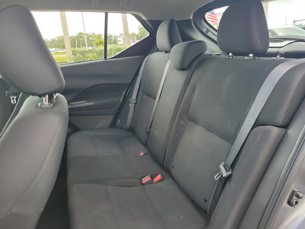 Used 2023 Nissan Kicks S FWD image 9