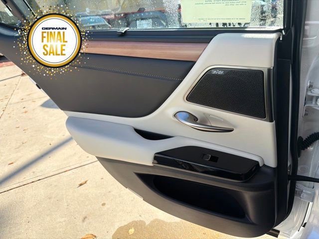 New 2025 Lexus ES 350 Ultra Luxury image 14