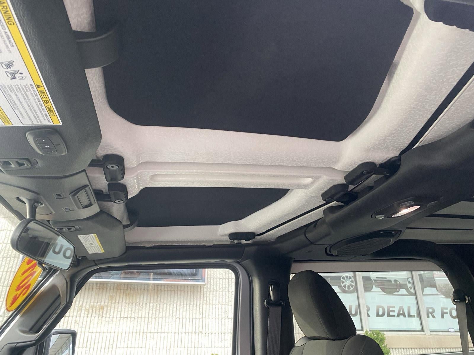 Used 2018 Jeep Wrangler Sport AWD/4WD image 22