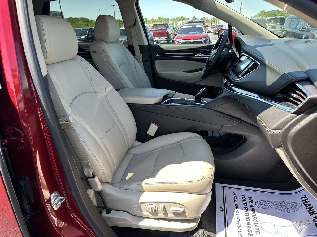 Used 2021 Buick Enclave Essence w/ Sound and Sites Package AWD/4WD image 32