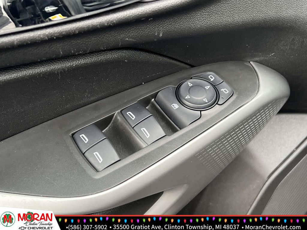 Certified 2024 Chevrolet Trax RS w/ Driver Confidence Package image 15