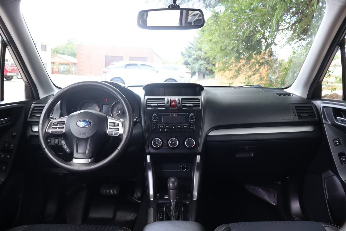 Used 2015 Subaru Forester 2.0XT Premium AWD/4WD image 16