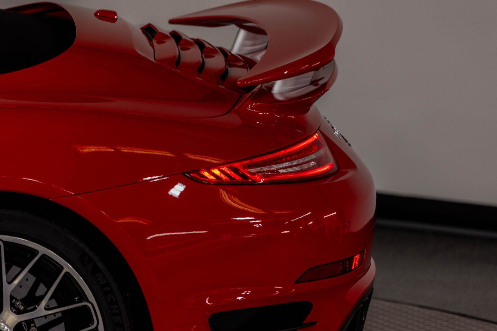 Used 2015 Porsche 911 Turbo S AWD/4WD image 40
